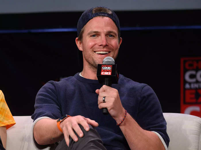 June 2020: A comic book writer accuses Amell of racism during the George Floyd protests.