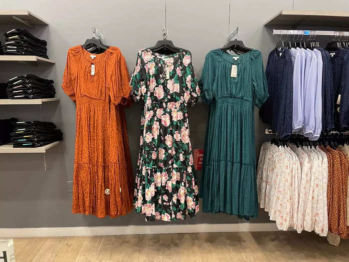 I could see what they were trying to do with these dresses, but the execution fell flat. Instead of pretty, bohemian maxi dresses, these just looked frumpy.
