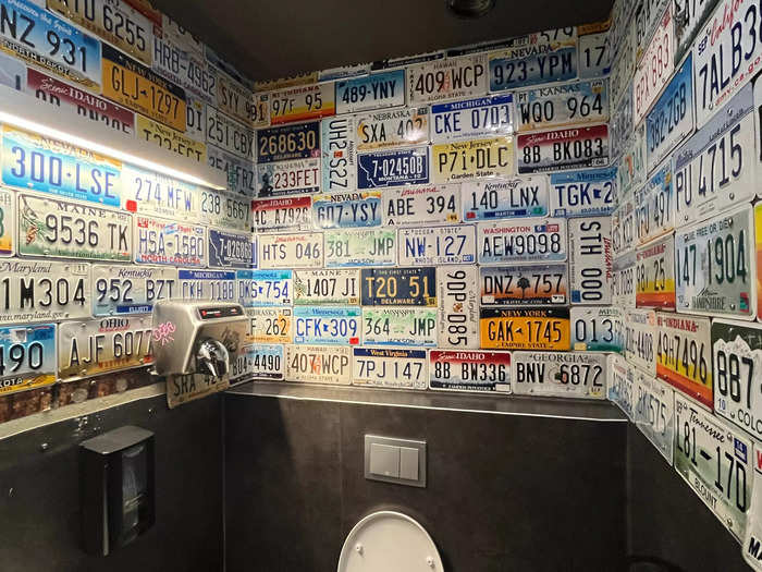 The American theme carried through to the bathroom, where the walls were covered in US license plates from different states.