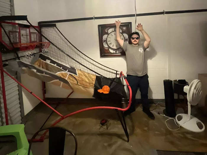 We scored some hoops at the arcade-style basketball net.