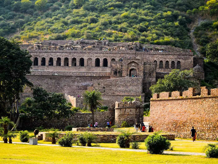 Bhangarh Fort: Where Fear Resides