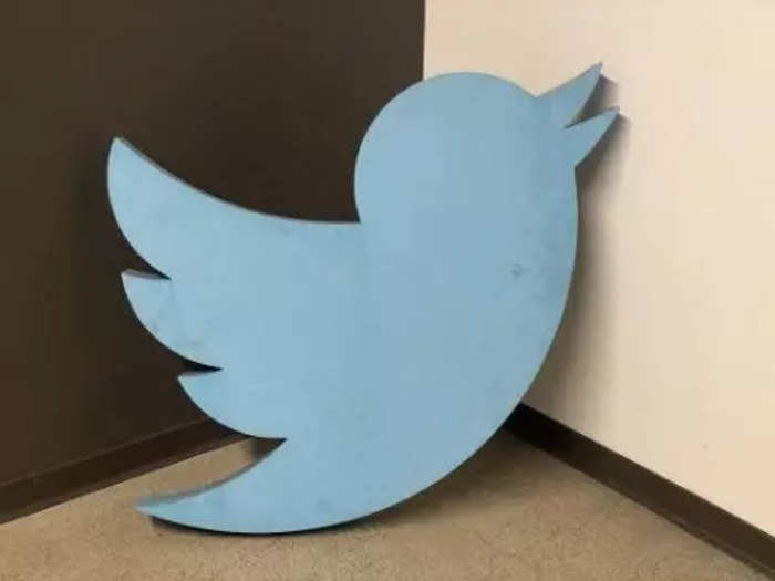 The Twitter logo that once hung on the side of the building looks a bit smaller in this picture.