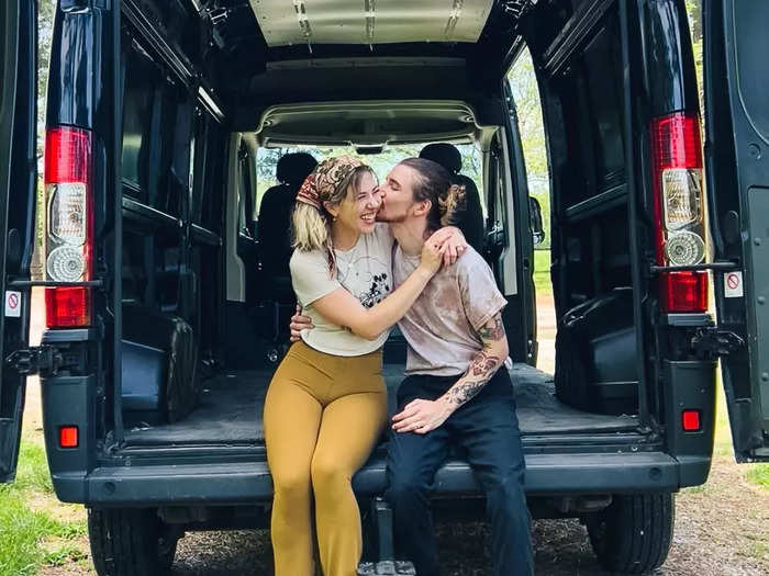 In 2019 Summer Ginther, 28, and her husband, Ryan, decided to hit the road with a Shasta Compact camper and travel full-time.