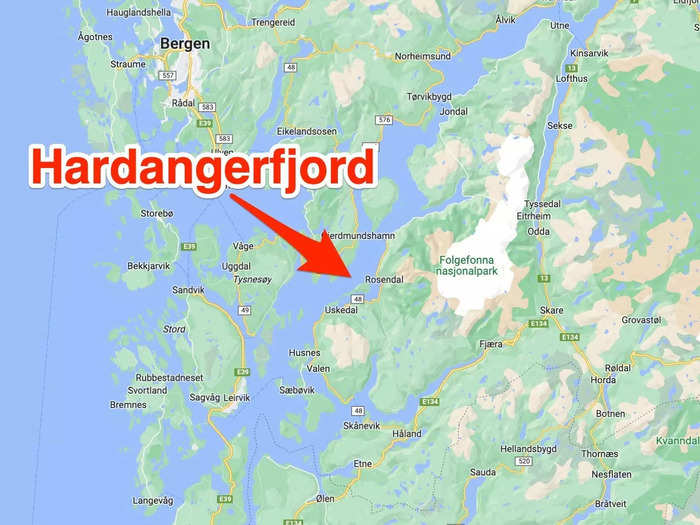 The restaurant floats on the waters of Hardangerjord, the third longest fjord in the world.