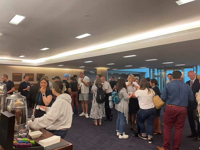 Before the course began, I mingled with other anxious flyers in the foyer. Socializing was easy as we could all talk about how nervous we were.