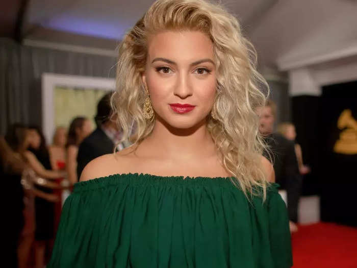 Tori Kelly signed with Scooter Braun in 2015.