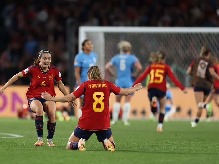 Spanish players Mariona Caldentey and Aitana Bonmatí looked like they couldn