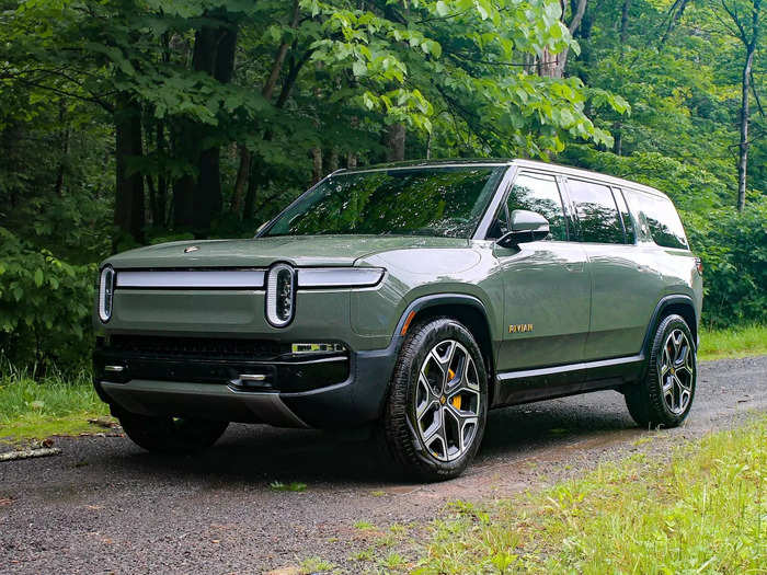 Rivian R1S