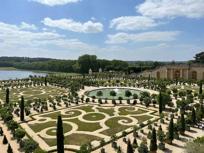 As visitors began to disperse, I felt I could finally begin to enjoy Versailles.