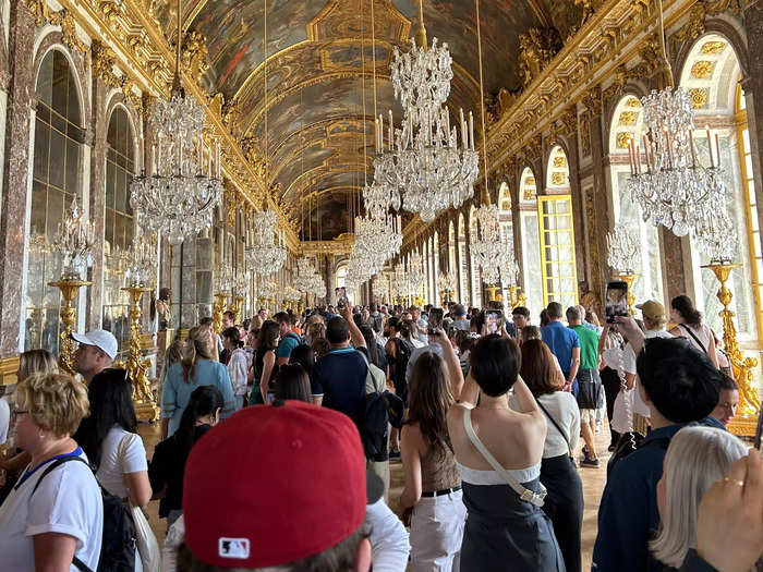 The Hall of Mirrors, what I was most excited to see, was still packed, but at least big enough for everyone to spread out more.