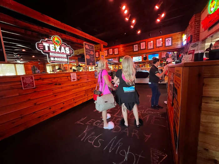 Even though it was before dinnertime, the well-staffed restaurant was getting busy with diners.