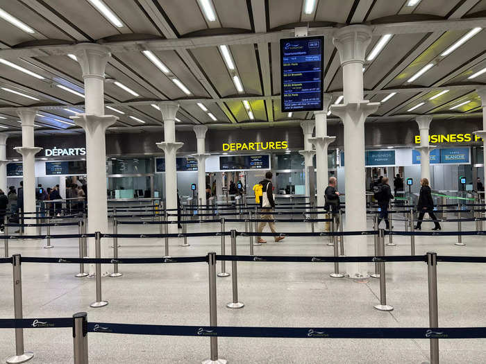 Checking in for the Eurostar is seamless and you can avoid long lines you often see at airports.