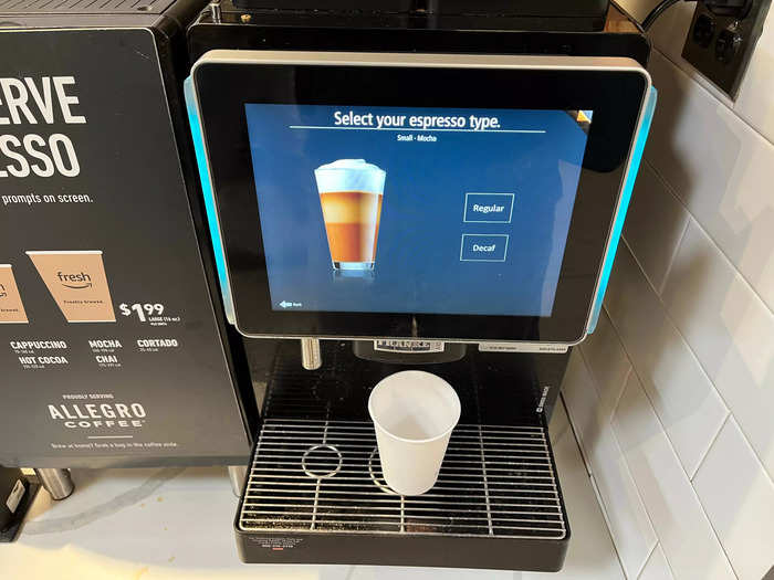 After a few taps on this screen, I got it to dispense a mocha.