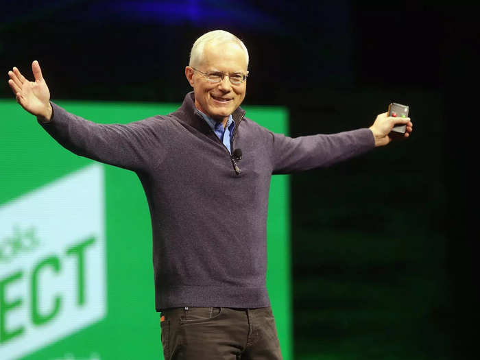 Spiegel befriended Intuit cofounder Scott Cook after he gave a talk at one of those classes.