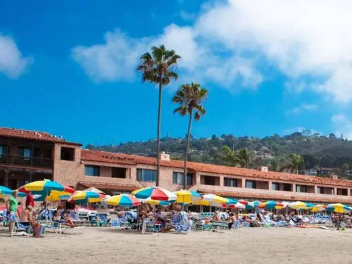 The Spiegel family was a member of a number of exclusive clubs, including the Jonathan Club in Santa Monica and the La Jolla Beach and Tennis Club.