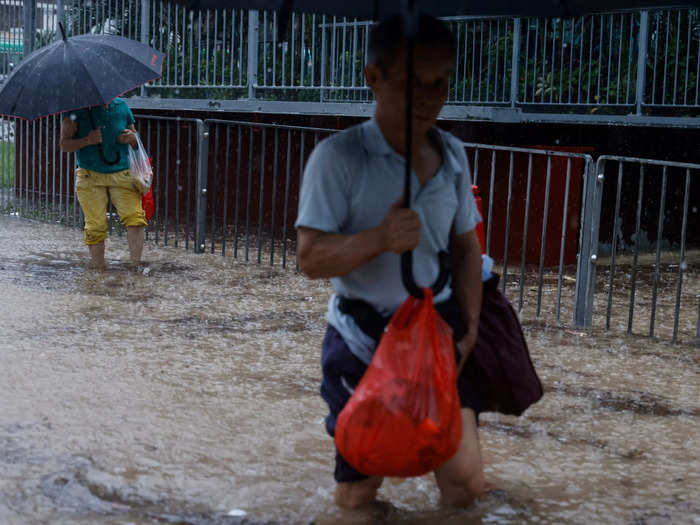 The Hong Kong observatory recorded 6.2 inches of rain between 11 p.m. and midnight on Thursday.