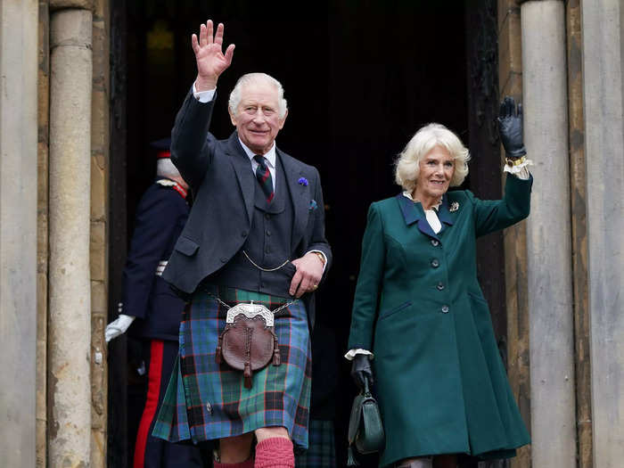 In early October, Charles and Camilla visited Dunfermline Abbey in Scotland.