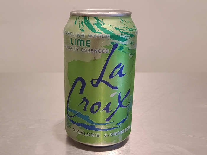 7. La Croix