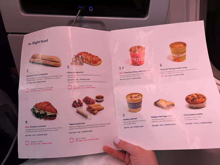 The menu on Icelandair included Icelandic treats like hjónabandssæla, also known as a "happy marriage cake."