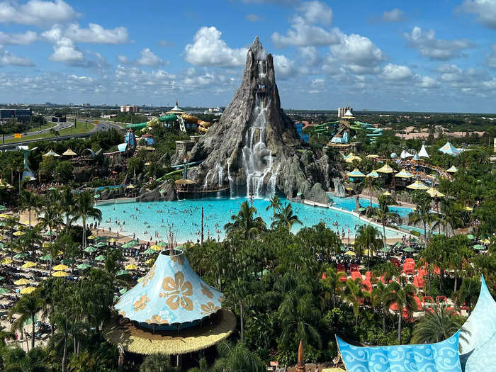 Cabana Bay is also a quick walk to Volcano Bay.