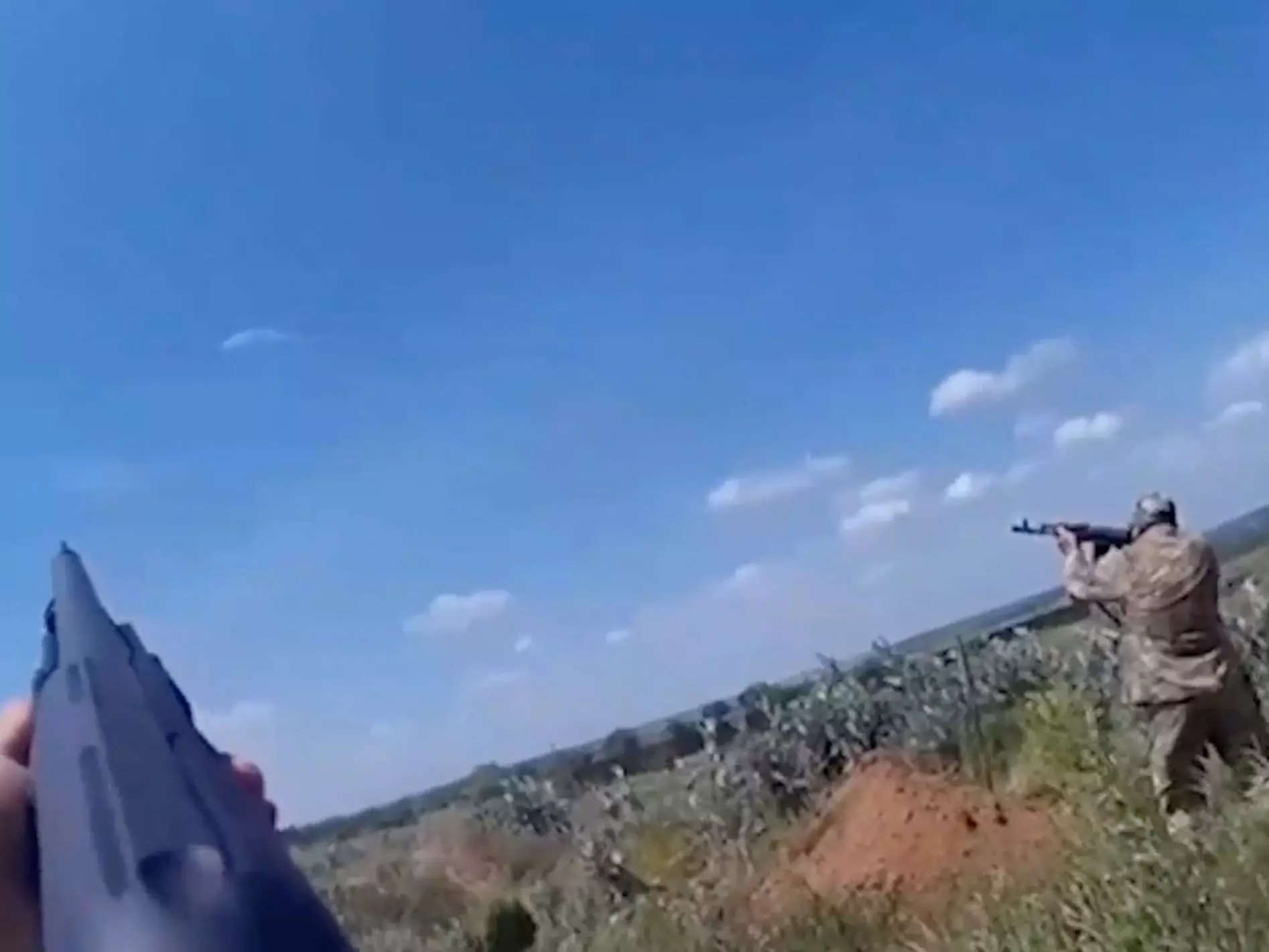 Ukrainian soldiers shoot at what a source from Ukraine