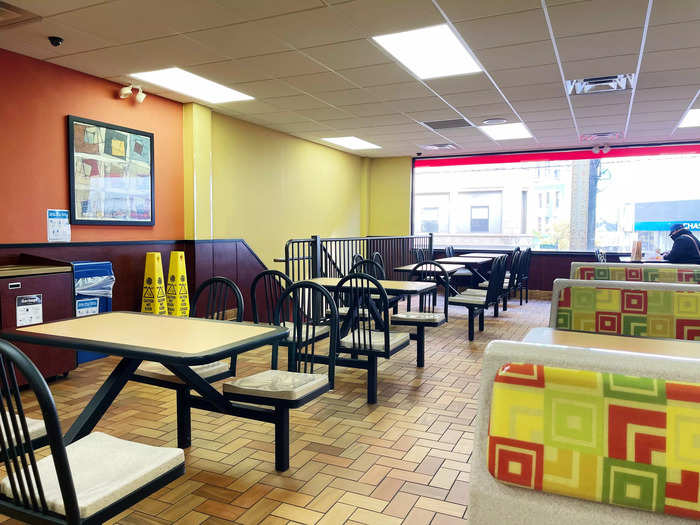 After ordering and receiving my food within just a few minutes, I decided to check out the upstairs dining room. It was almost completely deserted.