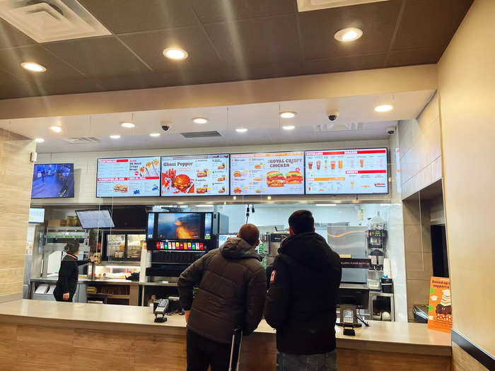 There were no electronic ordering kiosks, but there were also only a few customers ahead of me in line to place an order. The service was quick and friendly.