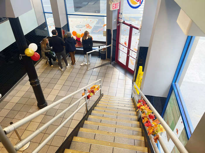 This Burger King restaurant was clean and comfortable, and the food was undeniably good. However, it was nothing out of the ordinary for a fast-food chain.