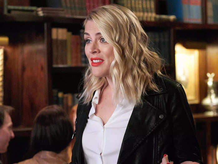 Busy Philipps guest-starred on season five as Connie, the owner of a swanky bar named Presh.