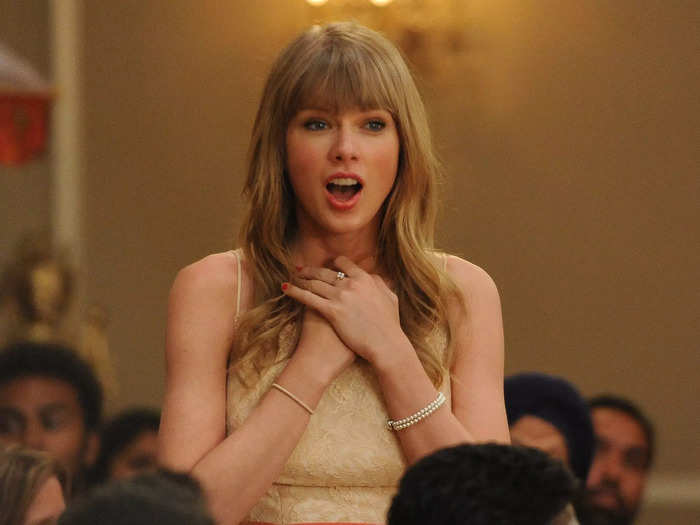 Taylor Swift had a cameo on the season two finale of "New Girl."