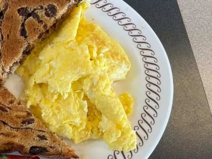 My scrambled eggs were fluffy and flavorful.