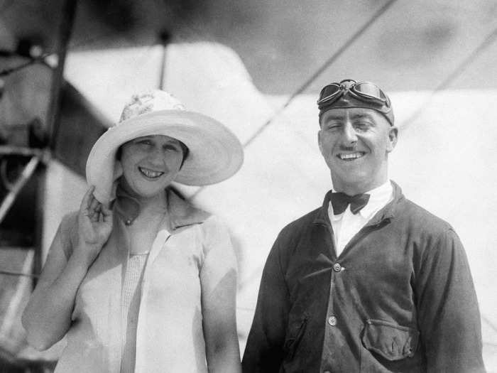  Airplane passengers used to fly in bow ties and fashionable hats. 