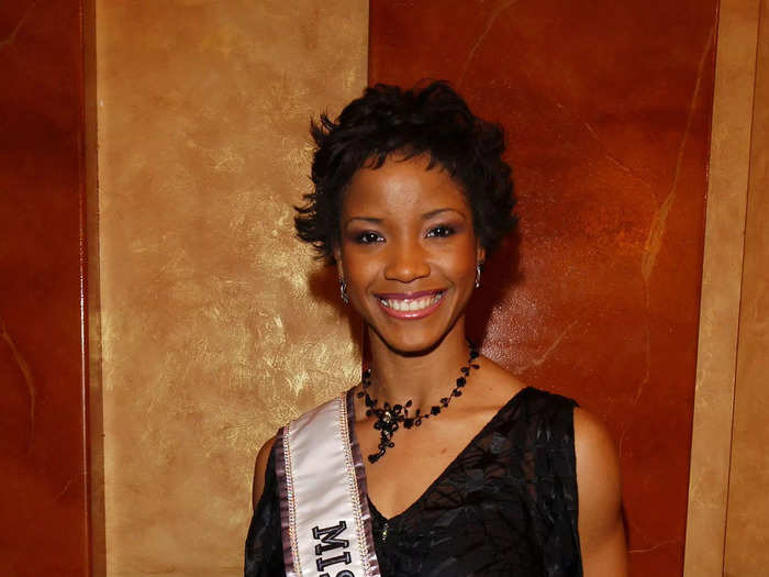 2002: Miss District of Columbia Shauntay Hinton