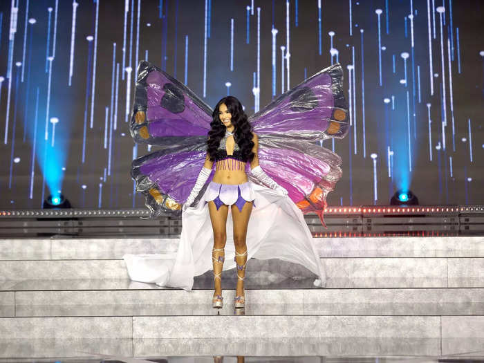 Miss Colorado fluttered her butterfly wings as she walked across the Miss USA stage.