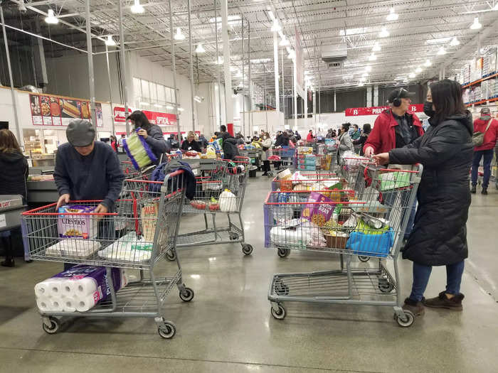 Costco is "chaos" 15 minutes before opening hours.