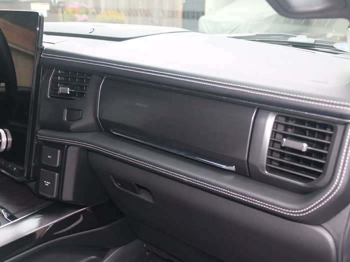 A brushed-metal lid on the upper glove box and lots of metallic accents have a similar effect.
