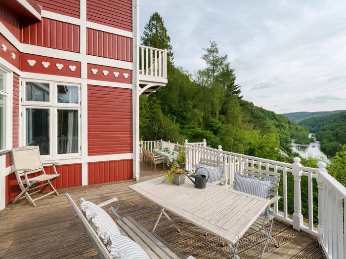 A spacious balcony overlooks the Wye Valley.