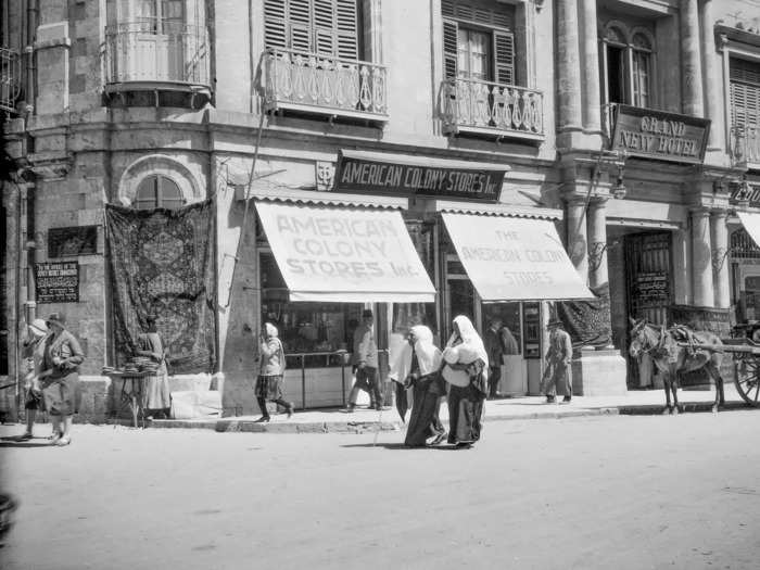 There were still constant reminders of the presence of a foreign occupier throughout the first half of the 20th century.