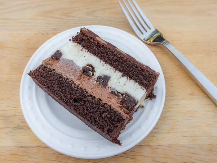 This is definitely the ideal cake for chocolate lovers.