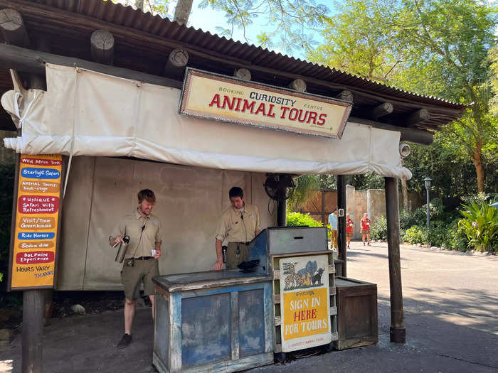 I checked in at the Curiosity Animal Tours kiosk.