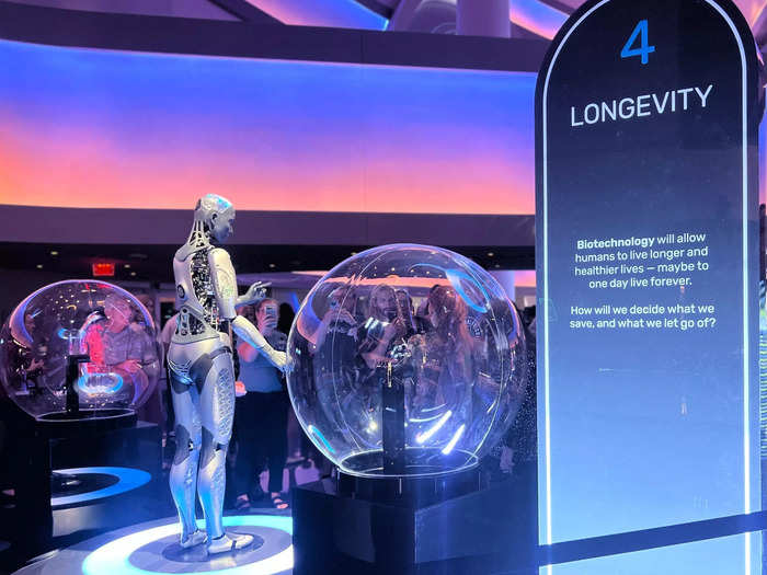 Five Aura androids were set up around the huge lobby, each with its own theme: productivity, connection, innovation, longevity, and creativity.