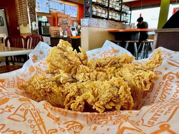 The Popeyes tenders had a light, flaky breading – almost like a tempura-style coating. Steam was coming off the chicken on my first bite.