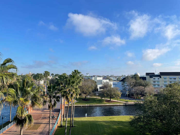 Some of the rooms have balconies that look out over the resort and nearby theme parks.