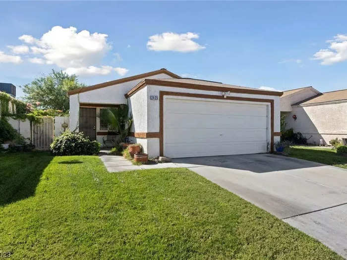 1. Three-bed, two-bath — West Las Vegas: $289,999