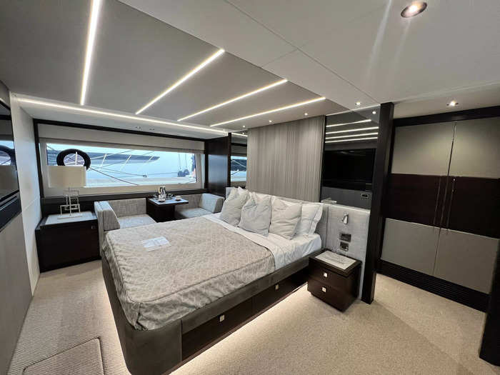 The size of the biggest cabin surprised me compared to the principal bedrooms on Sunseeker