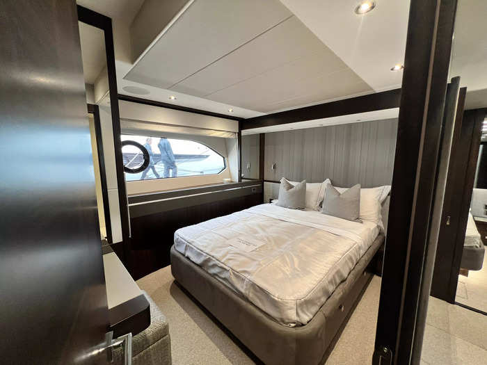 And on starboard, another guest cabin with a double bed...