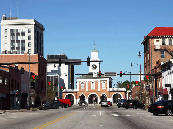 2. Fayetteville, North Carolina