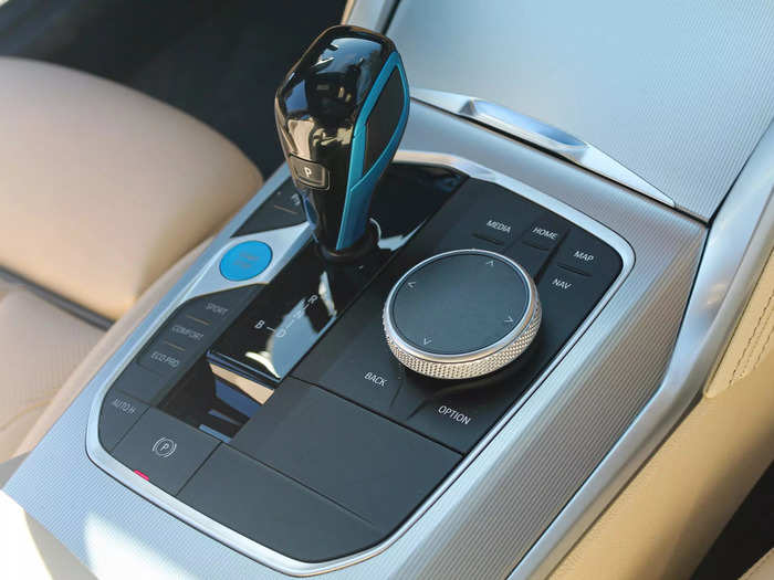 Switching into B mode using the gear selector dials up the regenerative braking and turns on one-pedal driving. 