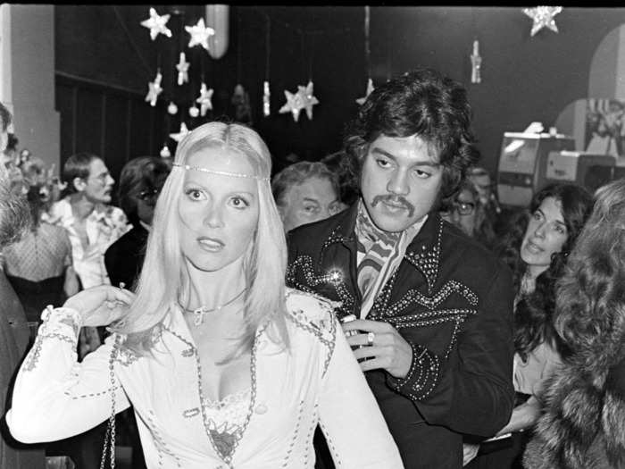 On March 20, 1975, Lisa Farringer and Freddie Prinze arrived at a Studio One afterparty for the West Coast premiere of "Tommy."