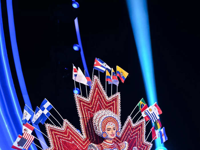 Miss Canada Madison Kvaltin made a statement with her national costume that paid tribute to countries all over the world. 